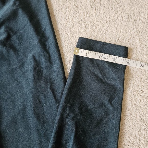 Shiny green leggings - Picture 4 of 4